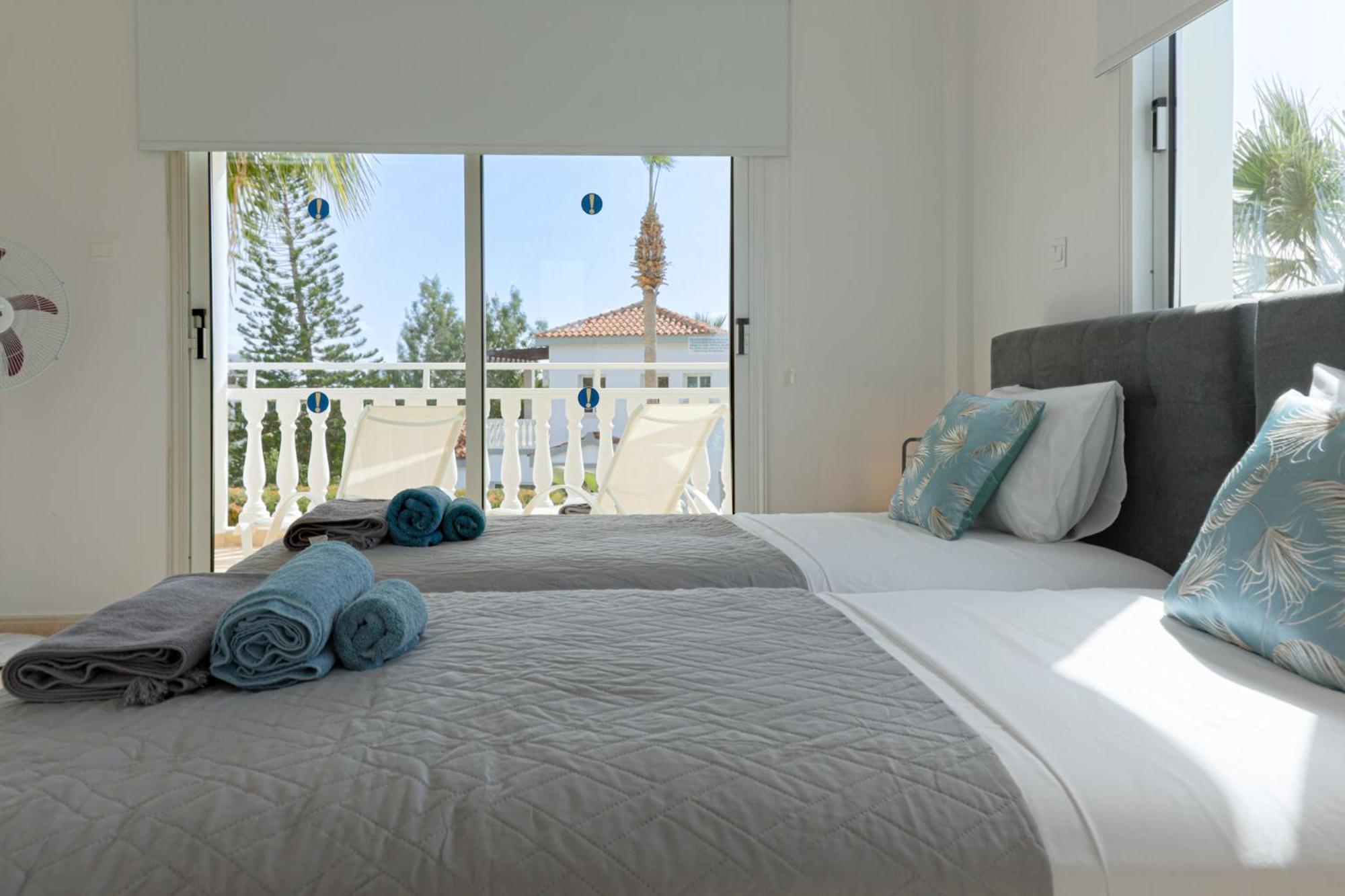 Villa Yolo Peyia Exterior foto